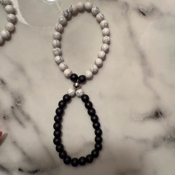 Set of 15 Beaded Bracelets Jewelry Variety of Crystal Beads & Healing Stones - Picture 9 of 13